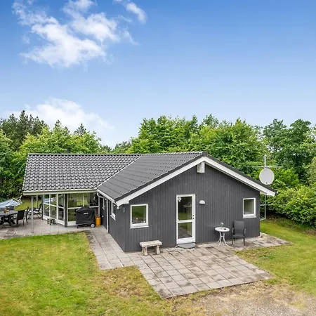 Valentin - 400m To The Fjord By Interhome Skjern